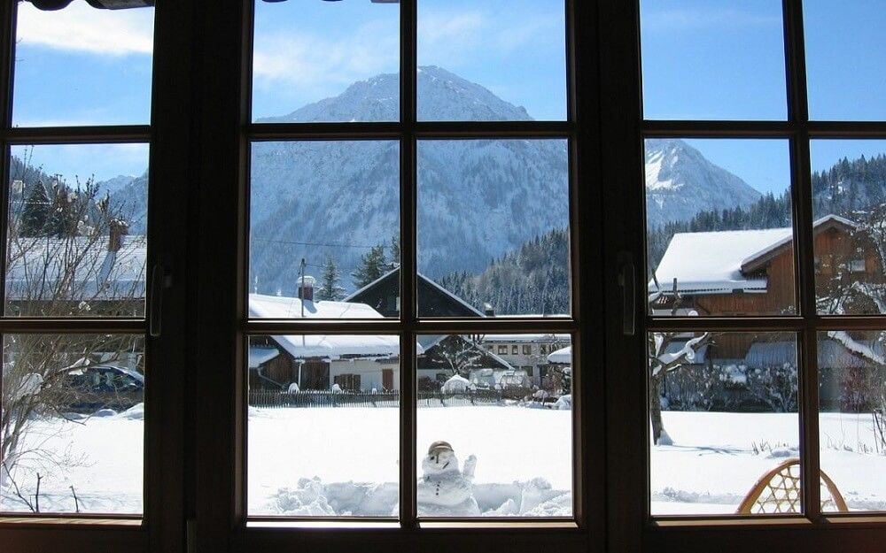 Можно ли устанавливать ПВХ окна зимой?