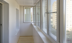  Внутренняя отделка балкона: как выбрать лучшее предложение?