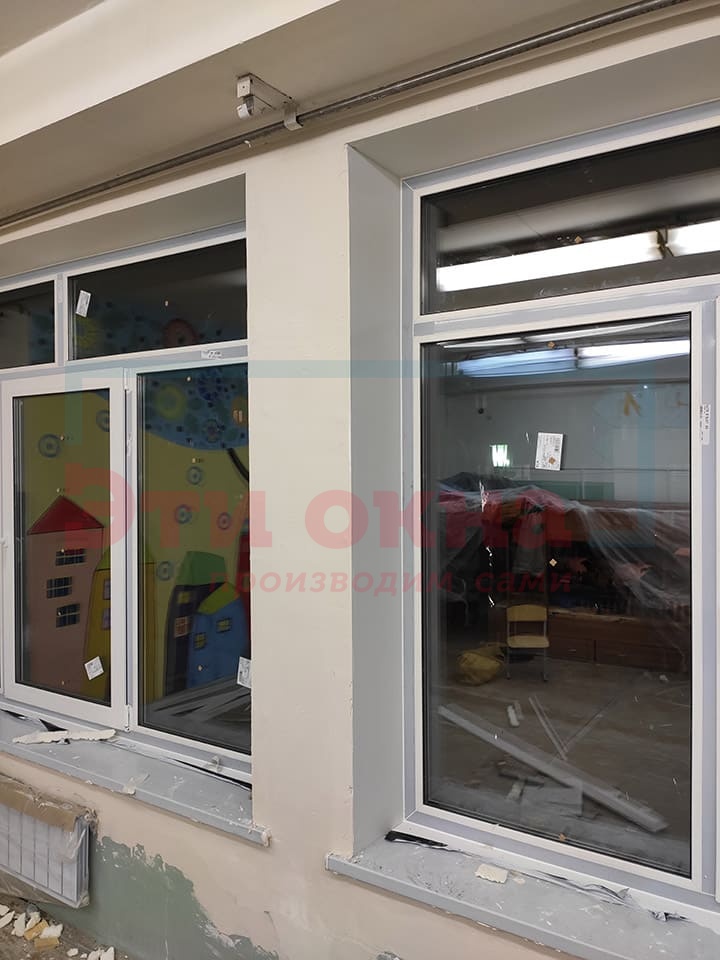 Установка пластиковых окон от компании Эти Окна на объекте Школа №25 (окна в кабинетах)