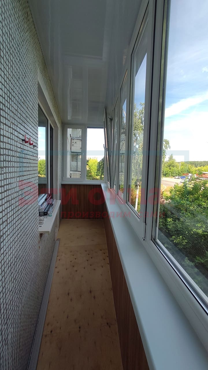 Остекление балкона от компании Эти Окна по адресу Дзержинского, 56